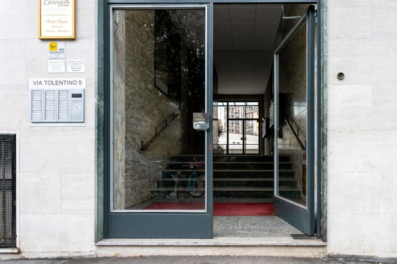 Luna Homes - Studio In Corso Sempione Milan Exterior photo